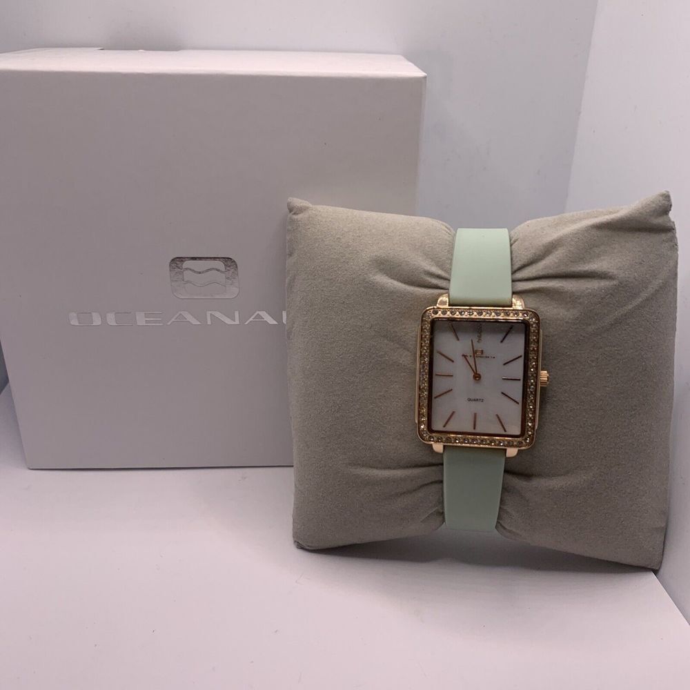 Oceanaut OC0277 Women's Green Rubber Analog Dial Quartz Wrist Watch YR129
